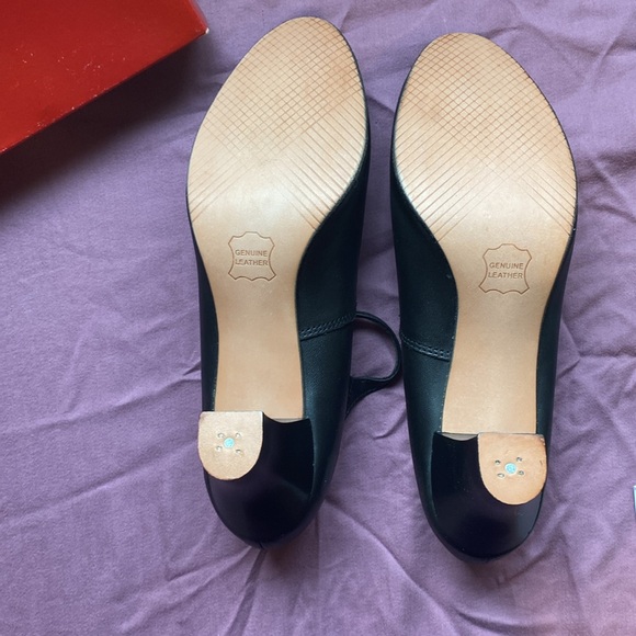 NIB black Capezio character shoes - Picture 3 of 4